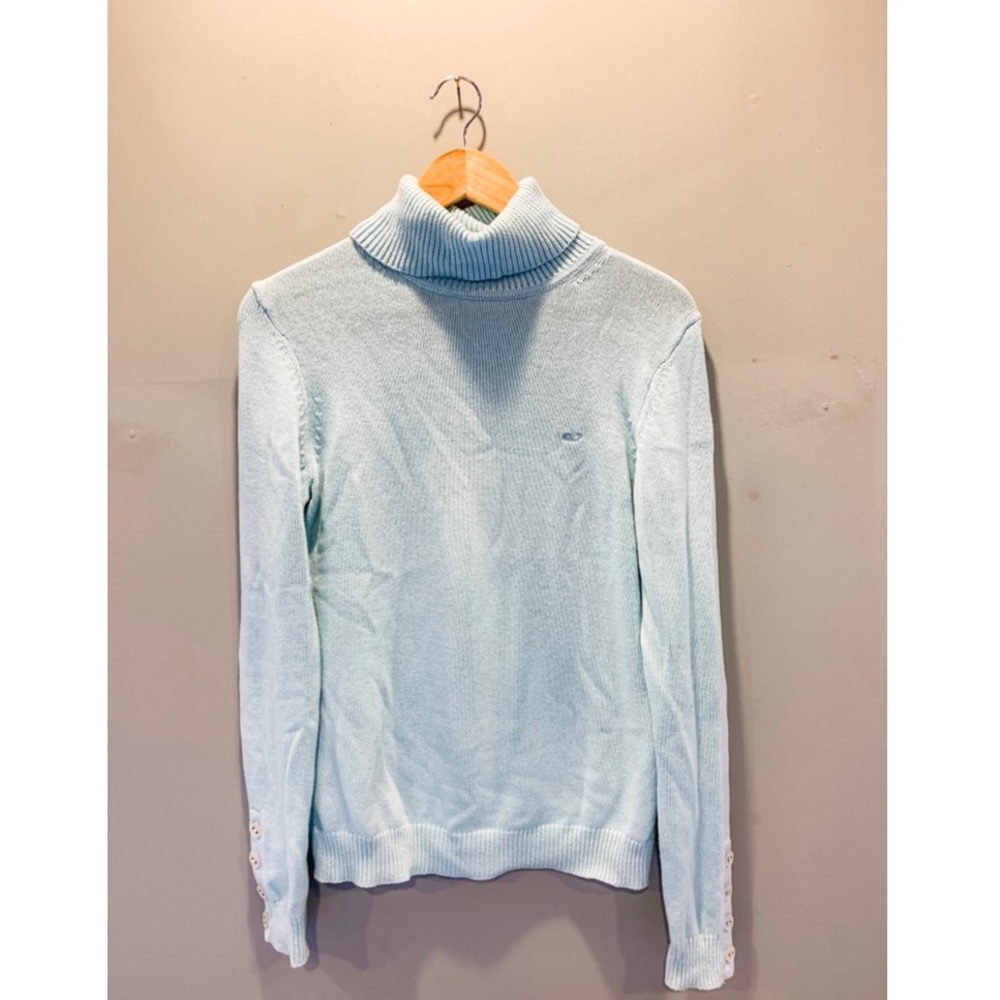 ✨New Listing✨ Vineyard Vines Turtleneck Sweater
